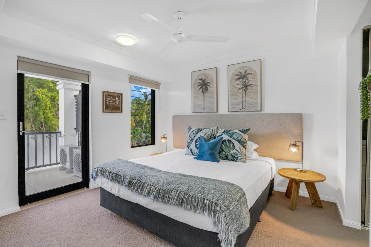 Elysium Apartments Palm Cove Exteriör bild