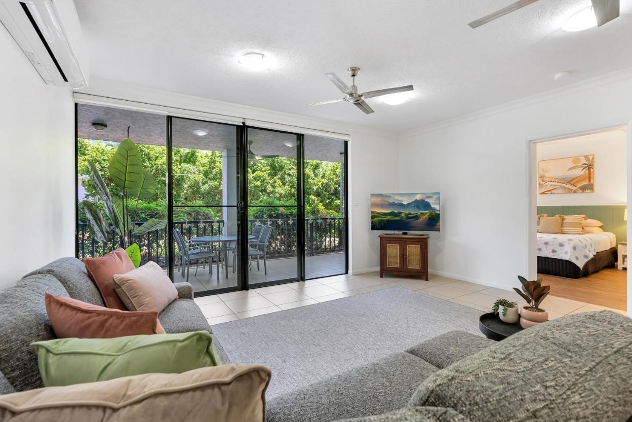 Elysium Apartments Palm Cove Exteriör bild
